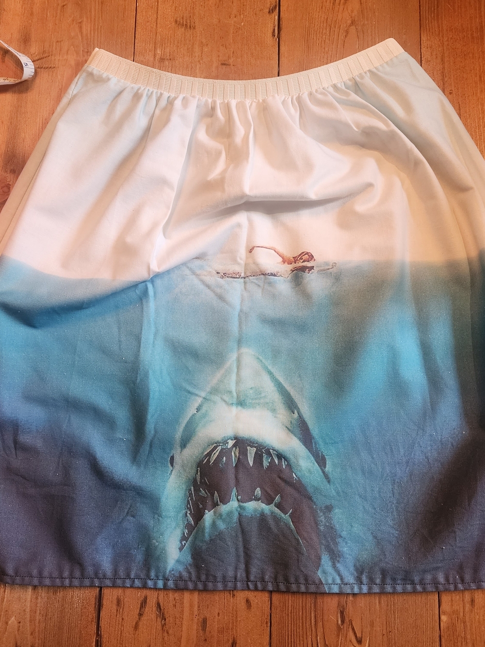 Novelty Shark Attack Print Skirt | Elastic Waist | Size SM